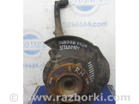 ФОТО Кулак поворотний для Toyota Tundra Київ