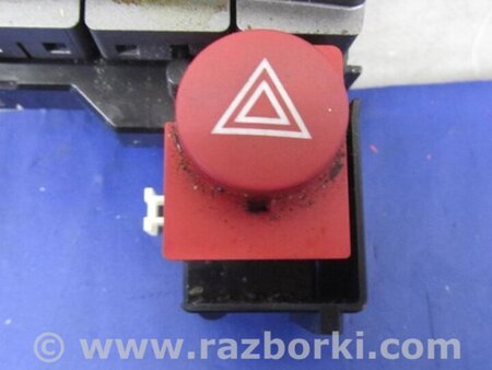 ФОТО Кнопка аварійної сигналізації для Toyota Prius III XW30 (09-15) Київ