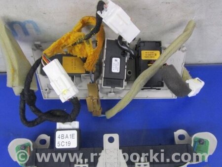 ФОТО плафон салону для Infiniti Q50 Київ