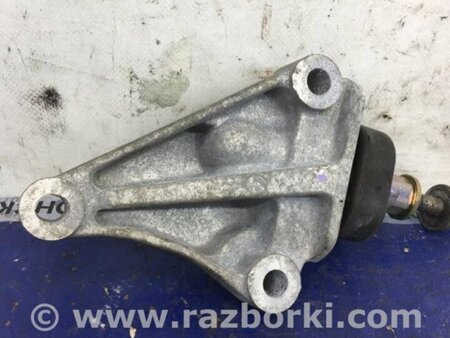 ФОТО Кронштейн крепления КПП для Nissan Altima L33 Київ