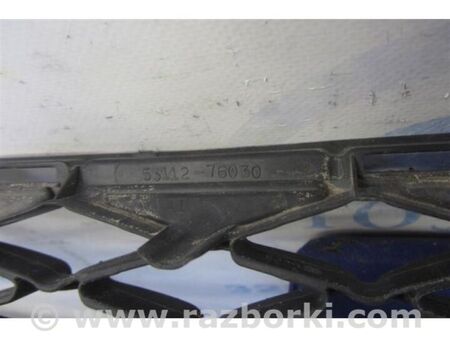 ФОТО Решітка переднього бампера для Lexus CT200 (11-17) Київ