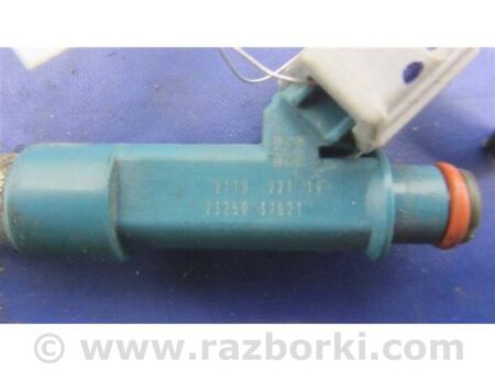 ФОТО Форсунка паливна для Lexus CT200 (11-17) Київ