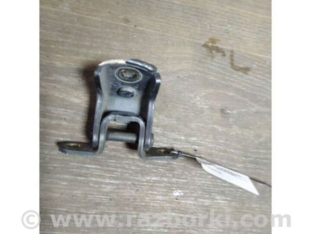 ФОТО Петля двері верхня для Nissan Almera (03-09) Київ