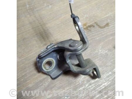 ФОТО Петля двері верхня для Nissan Almera (03-09) Київ