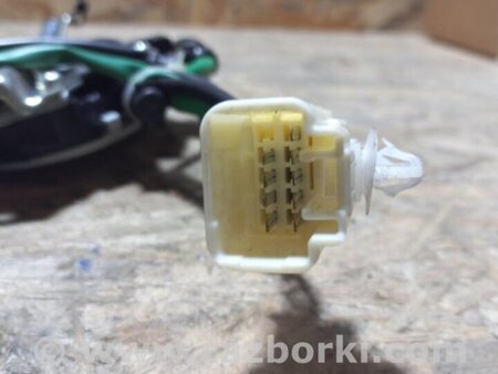 ФОТО Замок кришки багажника для Mitsubishi Outlander GF (2012-) Київ