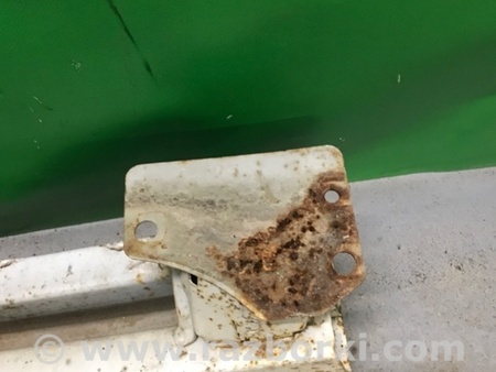 ФОТО Підсилювач заднього бампера для Nissan Sentra B16 (06-10) Київ