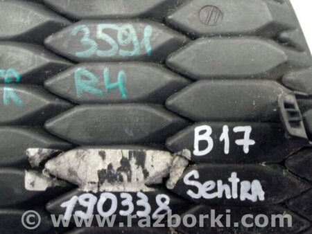 ФОТО Заглушка протитуманних фар для Nissan Sentra B17 (12-19) Київ