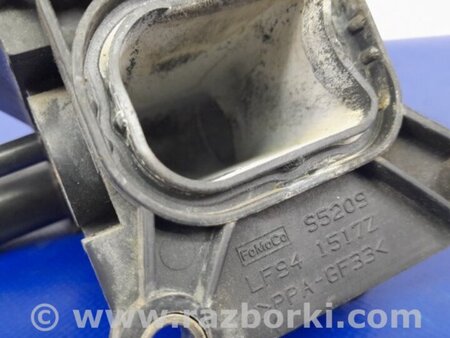 ФОТО Фланець системи охолодження для Mazda CX-7 Київ