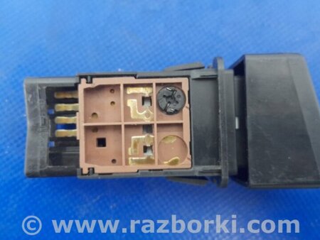 ФОТО Кнопка аварійної сигналізації для Mazda 5 CR (2006-2010) Київ