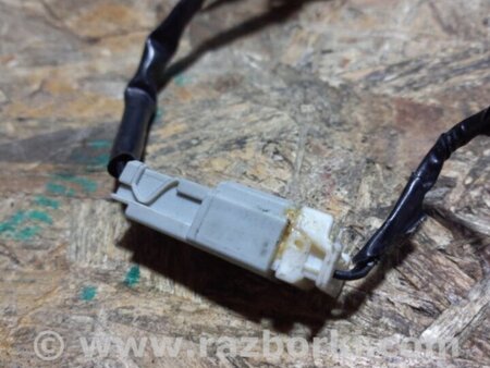 ФОТО Замок скла кришки багажника для Honda Pilot 2 MR-V YF3/4 (08-15) Київ