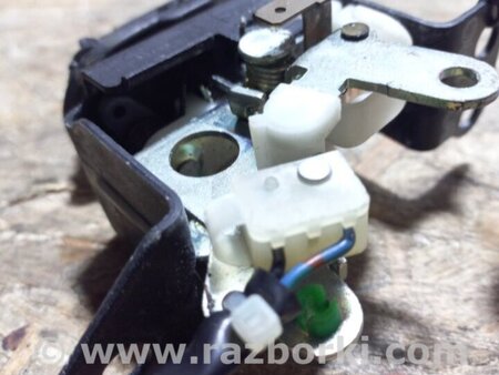 ФОТО Замок скла кришки багажника для Honda Pilot 2 MR-V YF3/4 (08-15) Київ