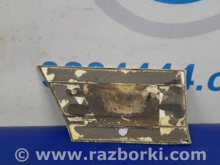 ФОТО Накладка крила для Nissan Maxima A32 Київ