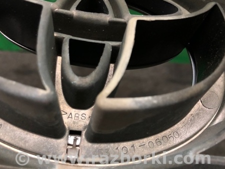 ФОТО Решітка радіатора для Toyota Camry 30 XV30 (01-06) Київ