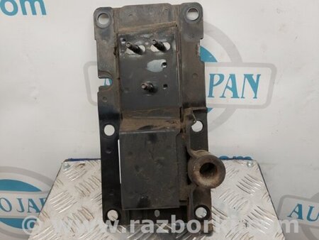 ФОТО Кронштейн підсилювача переднього бампера для Nissan Murano Z50 (02-08) Київ