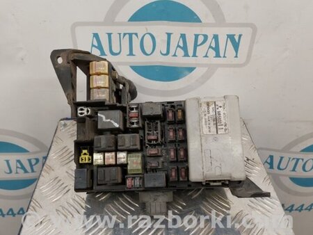 ФОТО Блок запобіжників моторний відсік для Mitsubishi Pajero (99-06) Київ