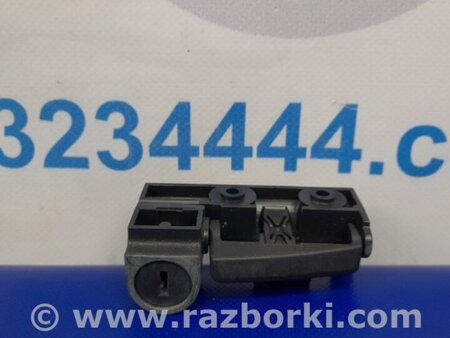 ФОТО Замок бардачку для Infiniti QX56 Київ