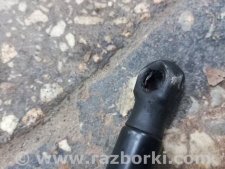 ФОТО Амортизатор капоту для KIA Soul 1 AM (08-14) Київ