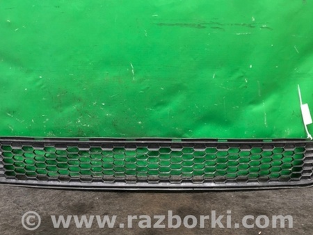 ФОТО Решітка переднього бампера для Toyota Sienna (11-16) Київ