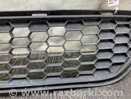 ФОТО Решітка переднього бампера для Toyota Sienna (11-16) Київ