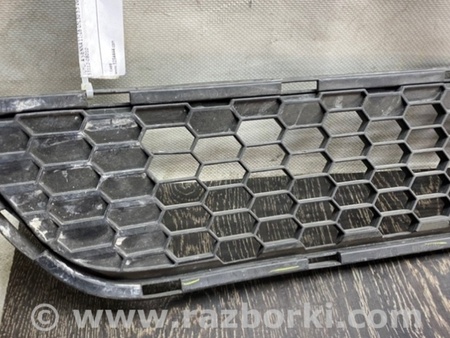 ФОТО Решітка переднього бампера для Toyota Sienna (11-16) Київ