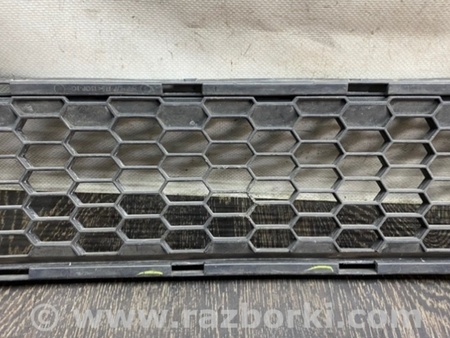 ФОТО Решітка переднього бампера для Toyota Sienna (11-16) Київ