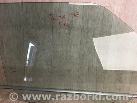 ФОТО Скло дверей для Jeep Patriot (07-10) Київ