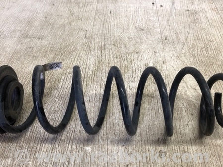 ФОТО Пружина задньої підвіски для Volkswagen Jetta USA (2018-) Київ