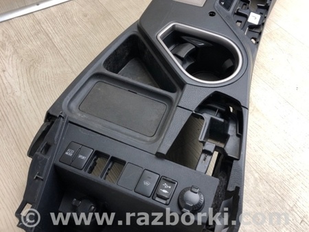 ФОТО Консоль центральна для Toyota RAV-4 IV (XA40) (12-18) Київ