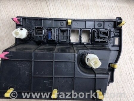 ФОТО Консоль центральна для Toyota RAV-4 IV (XA40) (12-18) Київ