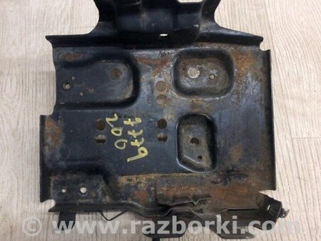 ФОТО Полиця акумулятора для Nissan Rogue (08-14) Київ