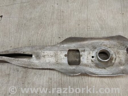 ФОТО Важіль задньої підвіски нижній поперечний для Chrysler 200 (2010-2016) Київ