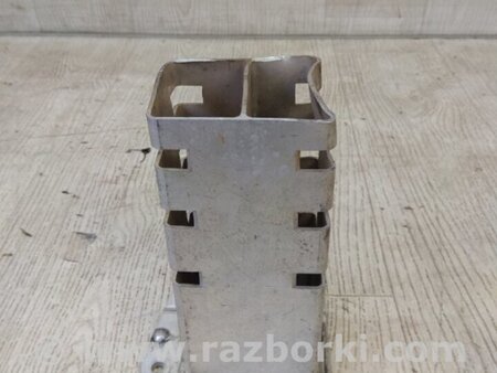 ФОТО Кронштейн підсилювача переднього бампера для Chrysler 200 (2010-2016) Київ