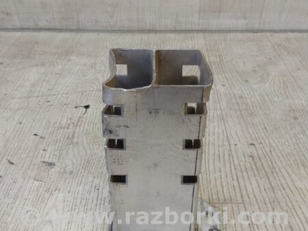 ФОТО Кронштейн підсилювача переднього бампера для Chrysler 200 (2010-2016) Київ