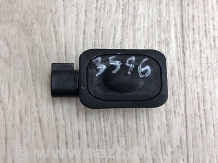 ФОТО Кнопка відкриття багажника зовнішня для Ford Fiesta Mk6 (2008-2017) Київ