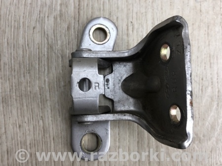 ФОТО Петля двері верхня для Hyundai Tucson I JM (04-10) Київ