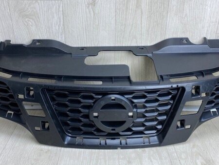 ФОТО Решітка радіатора для Nissan NV200 USA (2013-) Київ