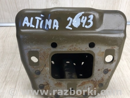 ФОТО Кронштейн підсилювача заднього бампера для Nissan Altima L33 Київ