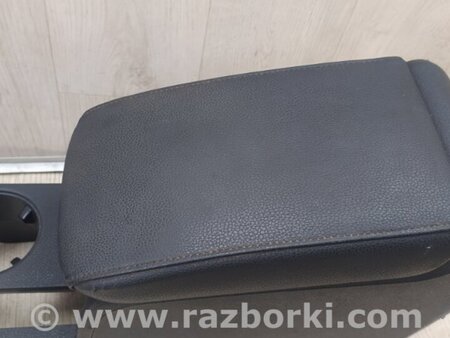 ФОТО Консоль центральна для Volkswagen Jetta USA (10-17) Київ