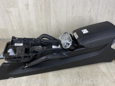 ФОТО Підлокітник для Porsche Cayenne II 958 E2/92A (10-14) Київ