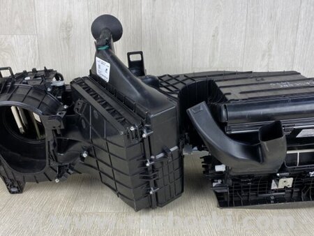 ФОТО Корпус пічки для Porsche Cayenne II 958 E2/92A (10-14) Київ