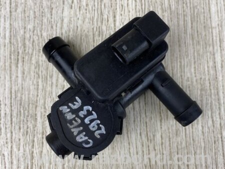 ФОТО Клапан системи охолодження для Porsche Cayenne II 958 E2/92A (10-14) Київ