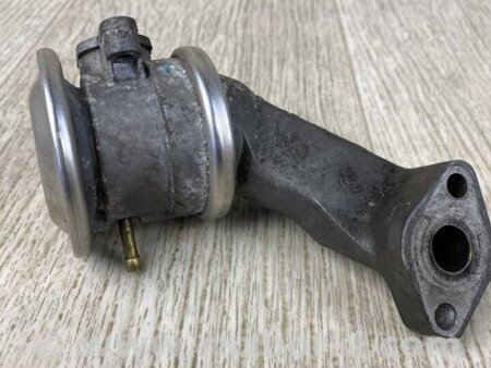 ФОТО Клапан вентиляції картерних газів для Porsche Cayenne II 958 E2/92A (10-14) Київ