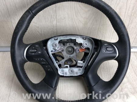 ФОТО кермо для Nissan Pathfinder R52 (12-21) Київ