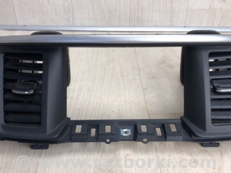 ФОТО Накладка торпеды для Nissan Pathfinder R52 (12-21) Київ