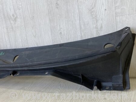 ФОТО Пластик під лобове скло / Жабо для Nissan NV200 USA (2013-) Київ