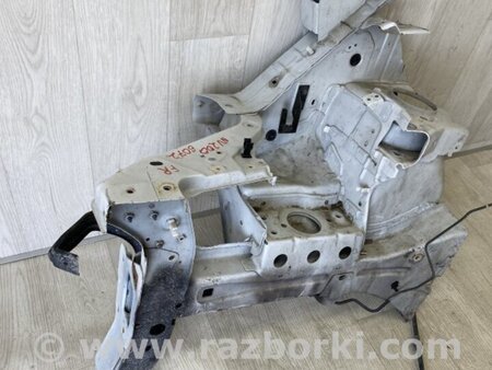 ФОТО Чверть кузова передня для Nissan NV200 USA (2013-) Київ