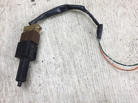 ФОТО Датчик положення педалі гальма для Nissan Juke (10-19) Київ