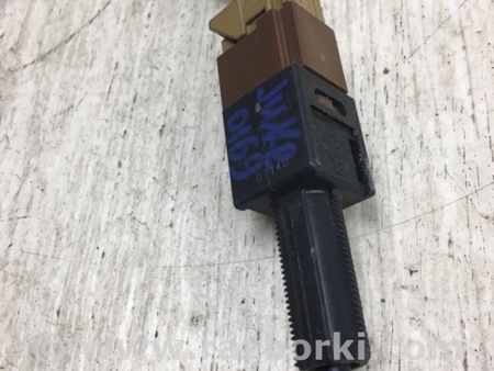 ФОТО Датчик положення педалі гальма для Nissan Juke (10-19) Київ