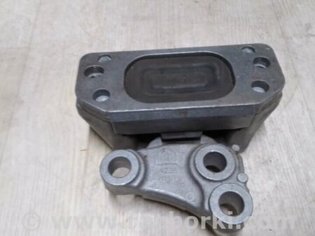 ФОТО Подушка АКПП для Jeep Renegade (BU) (2014-) Київ