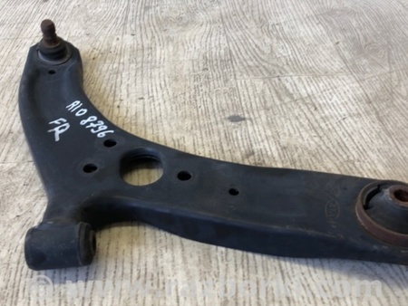 ФОТО Важіль передньої підвіски нижній для KIA Rio 3 UB (11-17) Київ